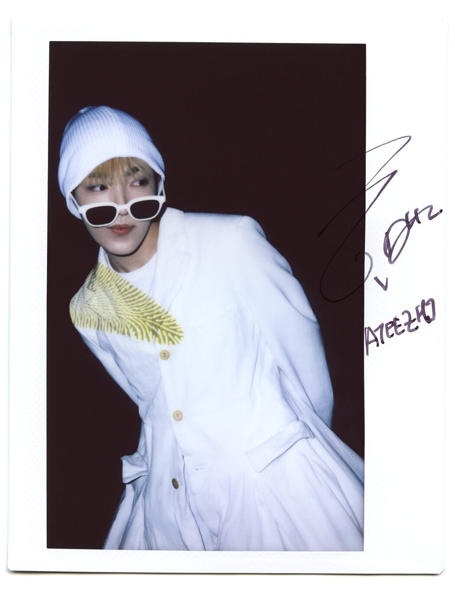 viviennewwlady's tweet image. #ATEEZ #MINIV #HONGJOONG 

page 2