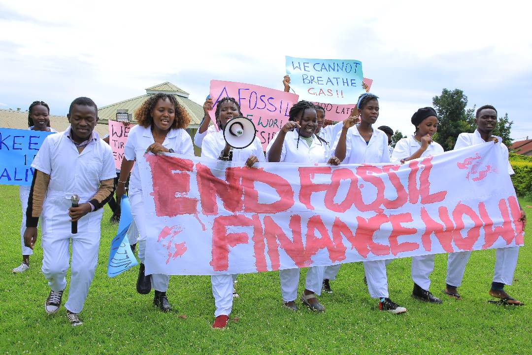 joanandclare1's tweet photo. End fossil fuel finance, stop banking on our destruction and bank on our future. #EndFossilFuels #MayWeOccupy #TomorrowIsTooLate #StopWillow #StopWillowProject
@endfossiluganda
@POTUS https://t.co/wxqApSH9qL