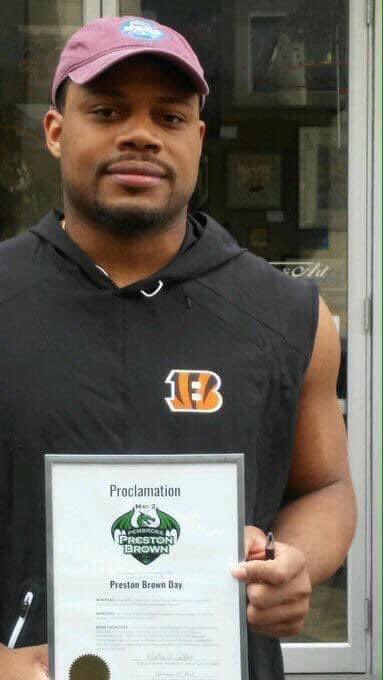 MrBrown6thGrade's tweet image. Happy Preston Brown Day!! Preston made a lasting impact at Pembroke during his time in WNY….THANK YOU!!!