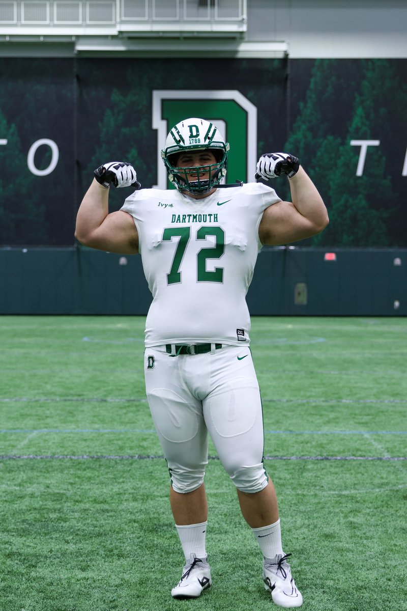 CarsonDeroner's tweet photo. Some photos from Dartmouth Jr. Day. Thank you @LandanYount for sending them to me! 
@ArthurJPassaro @coach_dobes https://t.co/qXwXFUI7b4