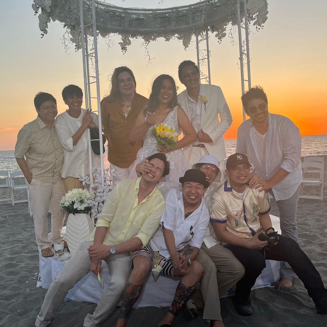 AldenTrendsOFC's tweet photo. CONGRATULATIONS and BEST WISHES, Direk Cathy and Mr. Louie Sampana! 🤵‍♂️❤️👰🏻‍♀️

@aldenrichards02 
#ALDENRichards
• Joross Gamboa IG https://t.co/MV27aP5Ot6
