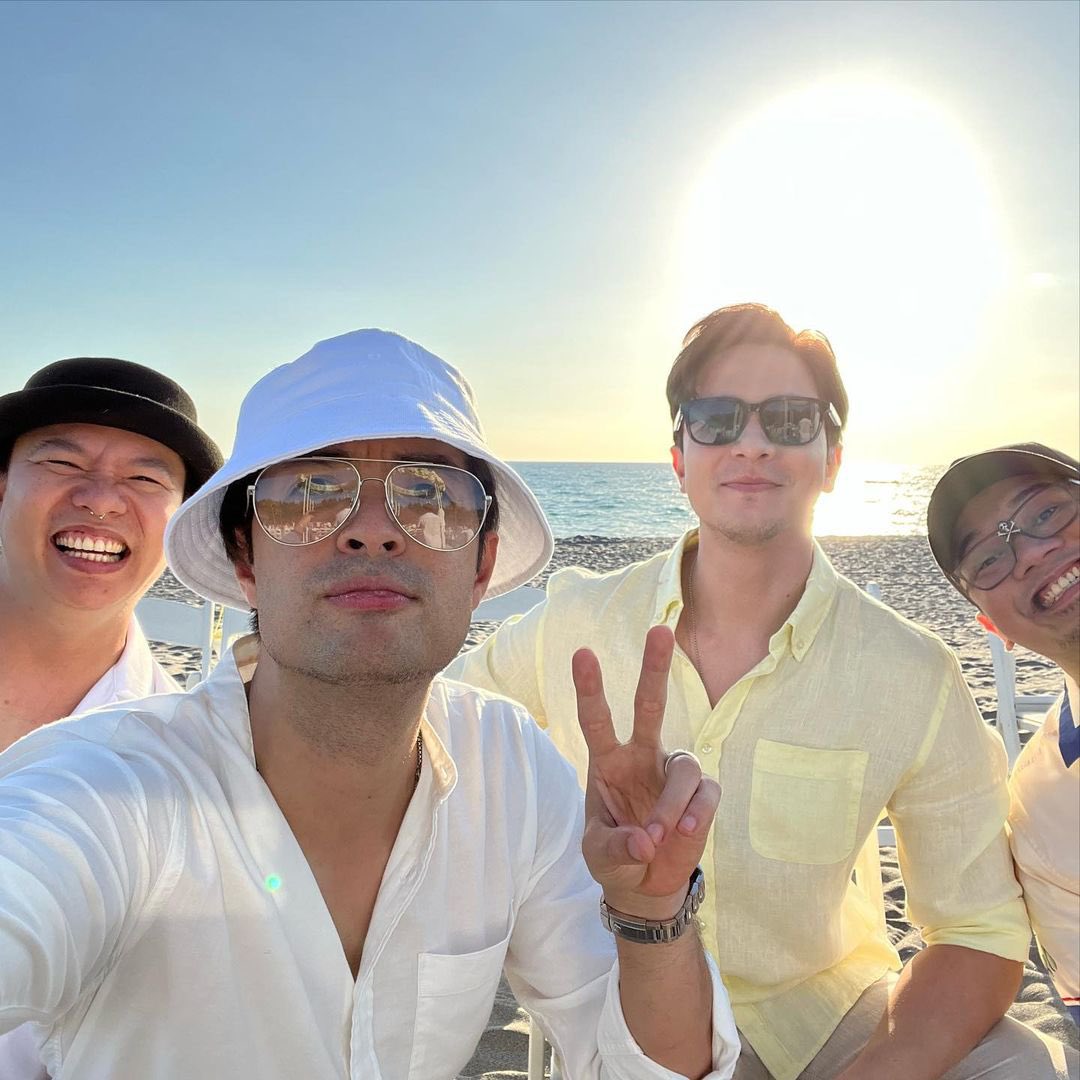 AldenTrendsOFC's tweet photo. CONGRATULATIONS and BEST WISHES, Direk Cathy and Mr. Louie Sampana! 🤵‍♂️❤️👰🏻‍♀️

@aldenrichards02 
#ALDENRichards
• Joross Gamboa IG https://t.co/MV27aP5Ot6