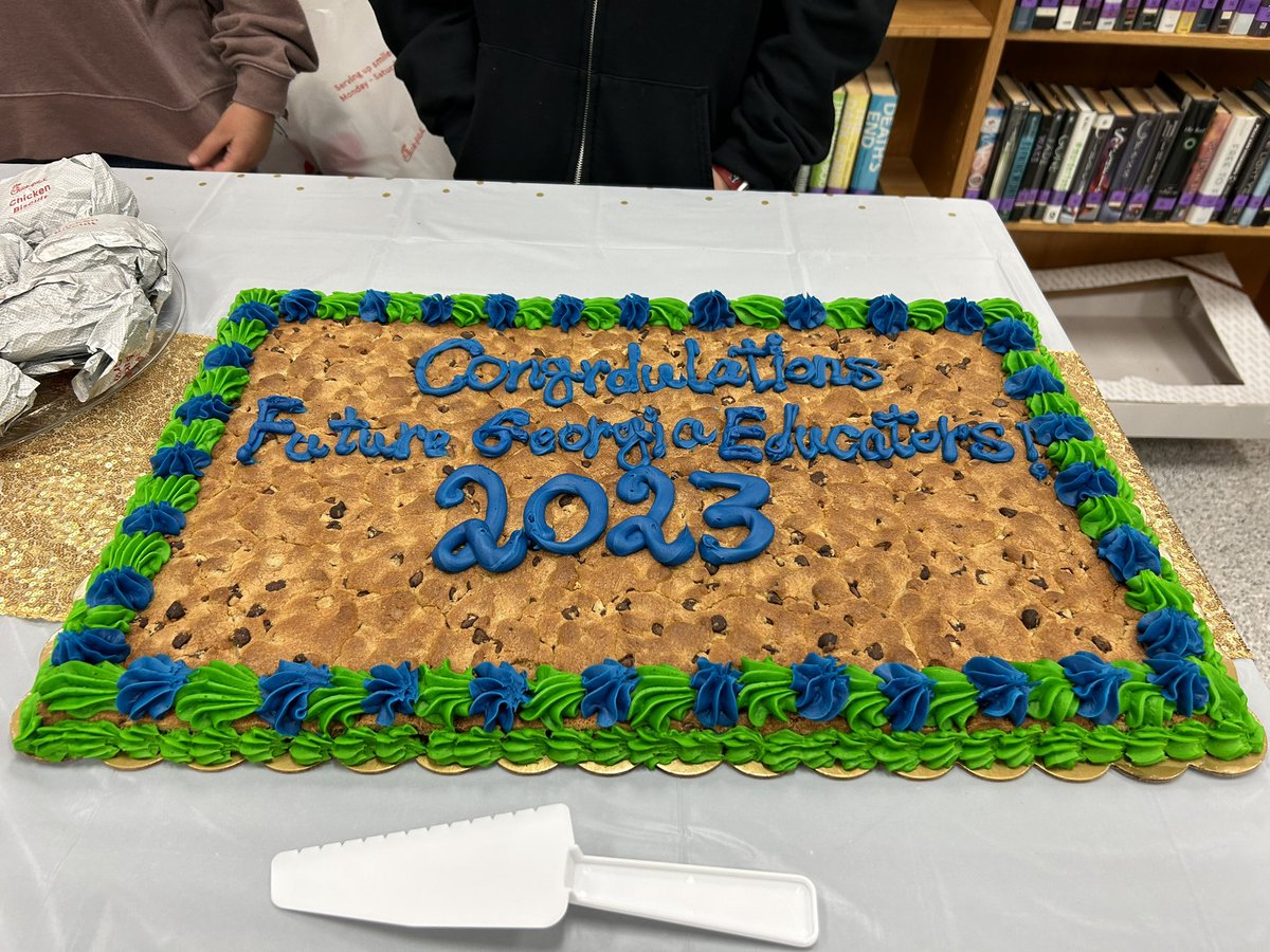 Such a great day celebrating our Future Georgia Educators from my Teaching as a Profession Pathway. I love these girls and love their desire to go into education. Thanks so much <a href="/CVHS_CTAE/">CVHS Career Tech</a> , <a href="/Prin_Santoro/">Mike Santoro</a> , <a href="/CCSDCareers/">Cherokee County School District Careers</a> , <a href="/Media4Grizzlies/">Creekview High School Media Center</a> for supporting our event!