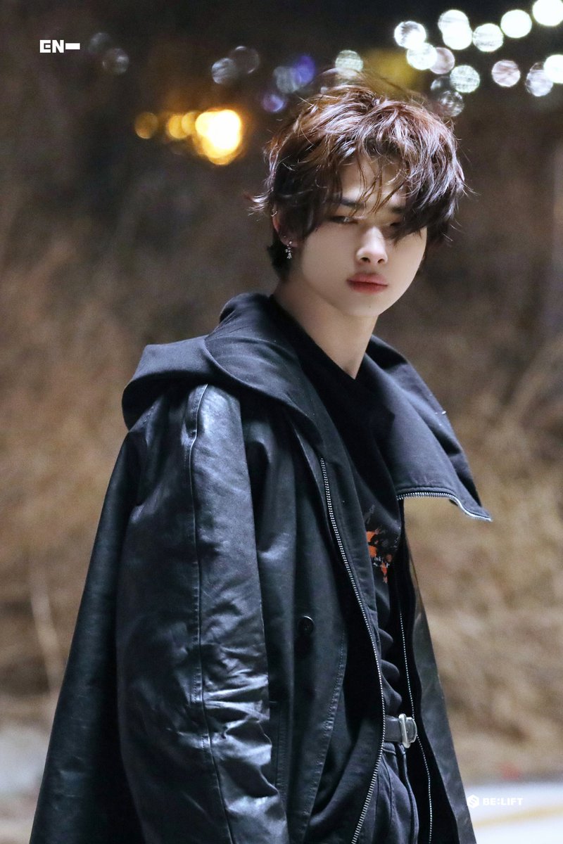 enhypenweverse's tweet photo. (24/24)

@ENHYPEN_members @ENHYPEN #ENHYPEN #엔하이픈 #DARKBLOOD #NI_KI #니키 https://t.co/SWLKmvujBF