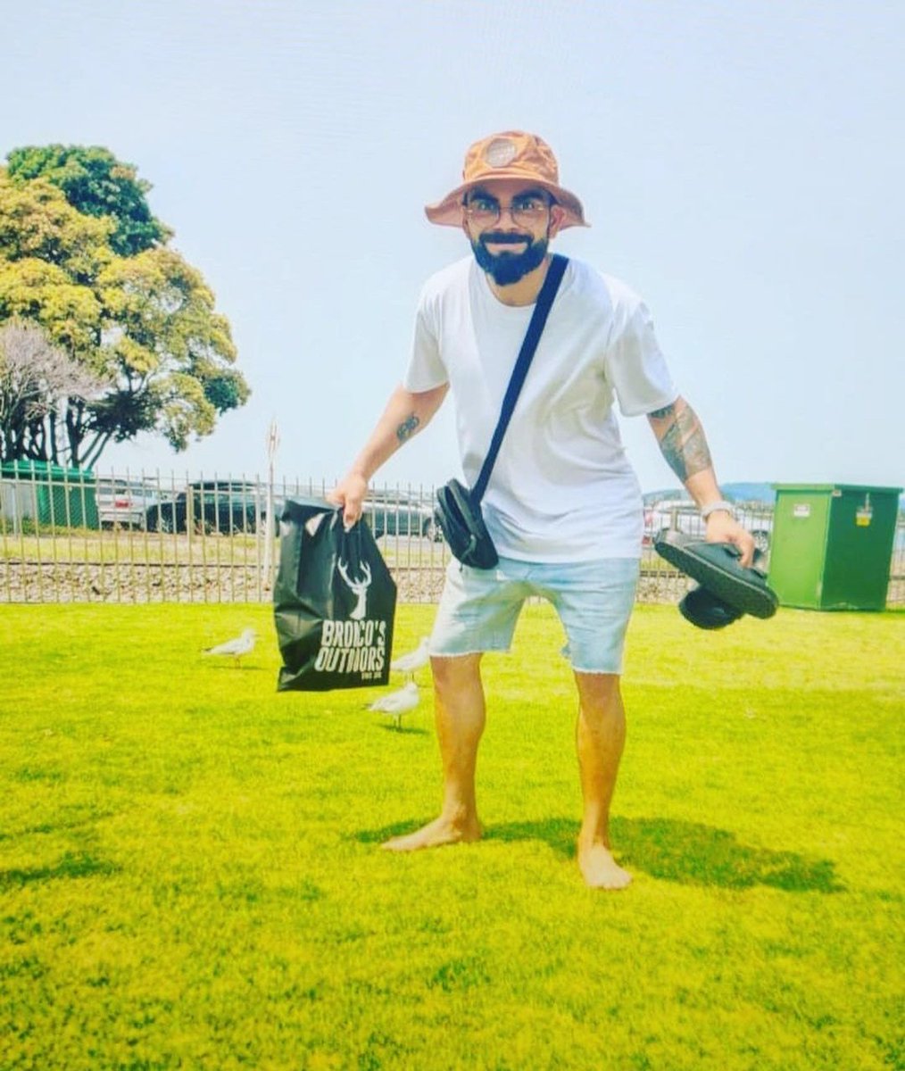 𝐑𝐢𝐲𝐚 𝐁𝐚𝐧𝐞𝐫𝐣𝐞𝐞 💕 tweet media