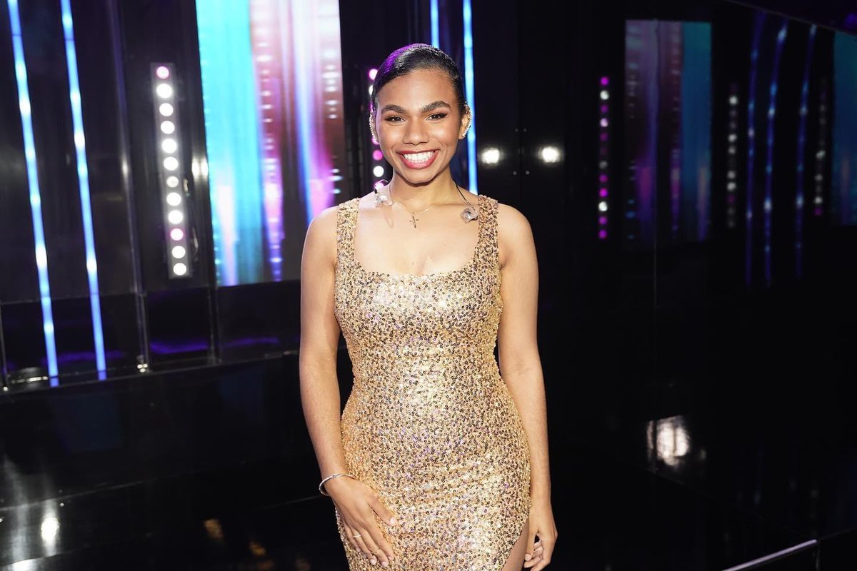 wemusic's tweet photo. LORDYYYYYY! I feel so honored! Between the comments, my friends, and the surprise judges I am beside myself!!!!! I love y’all so so so much! #AmericanIdol #idol #WéAni #WéAniOnIdol https://t.co/bidqsWGipW