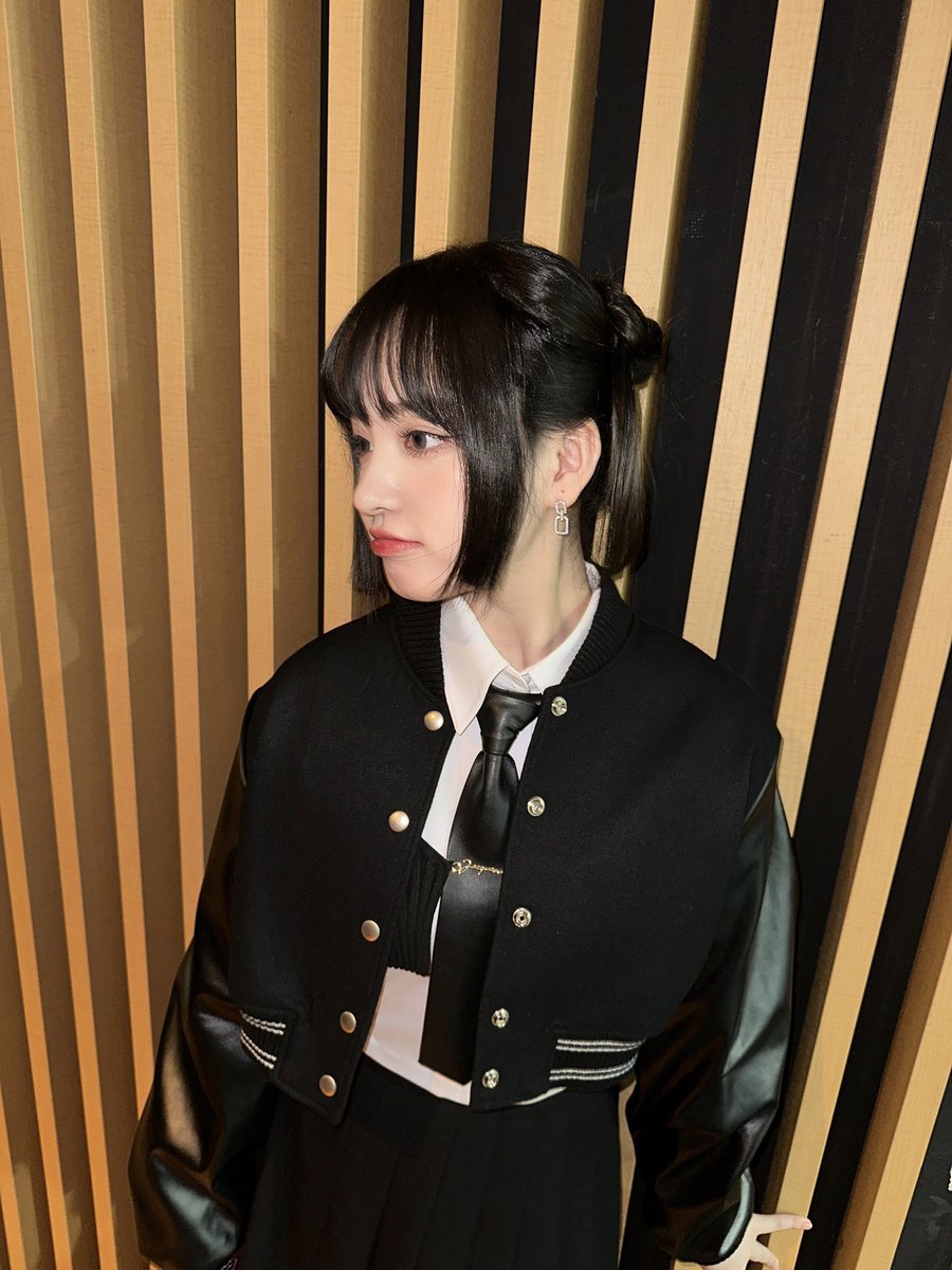 yulizfeed's tweet photo. #LIZ ✨ https://t.co/us6xZ9QkaY