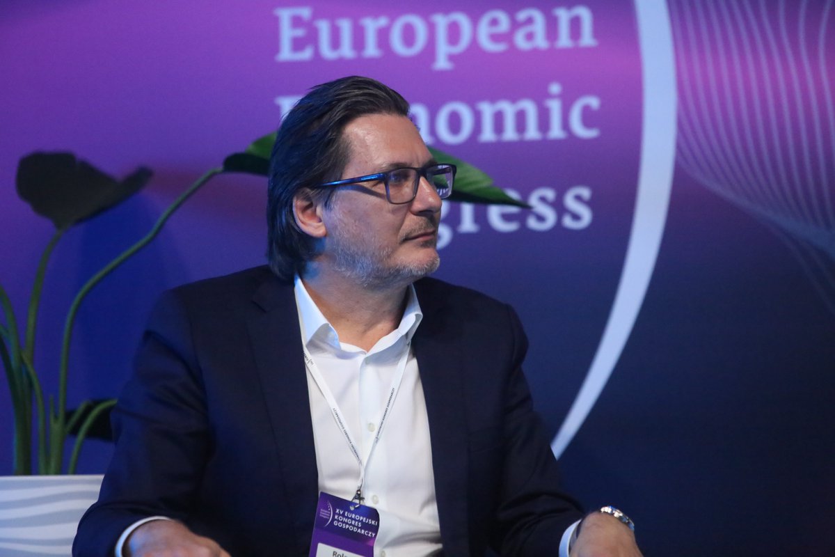 STXNext's tweet image. Diversity isn't just a buzzword, it's the key to innovation and progress &amp;amp; we were proud to have our CEO speak at #EuropeanEconomicCongress about the challenges of the EU directive on women on boards. We're committed to creating a culture of inclusion! #womeninleadership