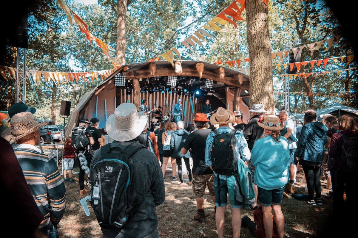 Last chance to register to volunteer at Bearded Theory with <a href="/MyCauseUK/">My Cause UK</a>!

Join their festival-loving community while enjoying all the benefits volunteering can bring! 🙌 For each volunteer, donates to any UK-based charity ❤️

Sign up here: mycauseuk.com/event/bearded-…