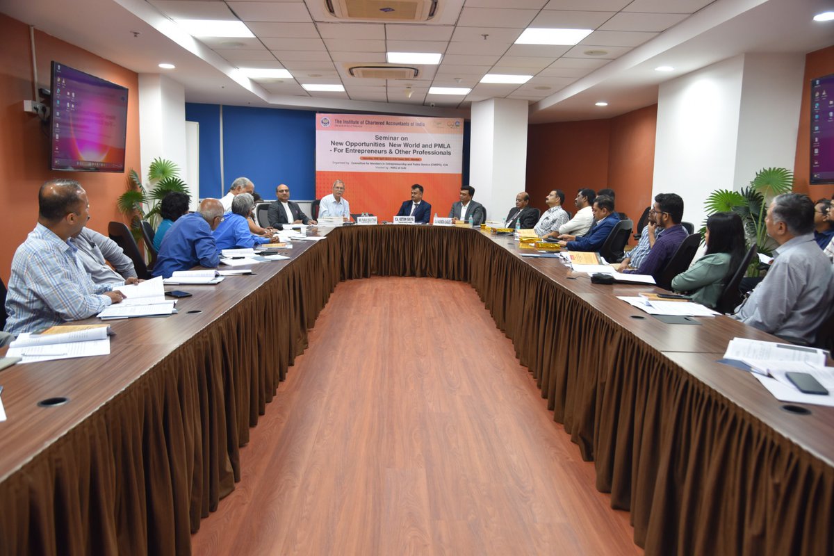 GuptaSunilK's tweet photo. Happy to be an integral part of a 𝐒𝐞𝐦𝐢𝐧𝐚𝐫 𝐨𝐧 𝐍𝐞𝐰 𝐎𝐩𝐩𝐨𝐫𝐭𝐮𝐧𝐢𝐭𝐢𝐞𝐬, 𝐍𝐞𝐰 𝐖𝐨𝐫𝐥𝐝 &amp; 𝐏𝐌𝐋𝐀 - 𝐅𝐨𝐫 𝐄𝐧𝐭𝐫𝐞𝐩𝐫𝐞𝐧𝐞𝐮𝐫𝐬 &amp; 𝐨𝐭𝐡𝐞𝐫 𝐏𝐫𝐨𝐟𝐞𝐬𝐬𝐢𝐨𝐧𝐚𝐥𝐬.

#icai #PMLA #preventionofmoneylaunderingact #sunilkumargupta https://t.co/6UyyRb4zHX