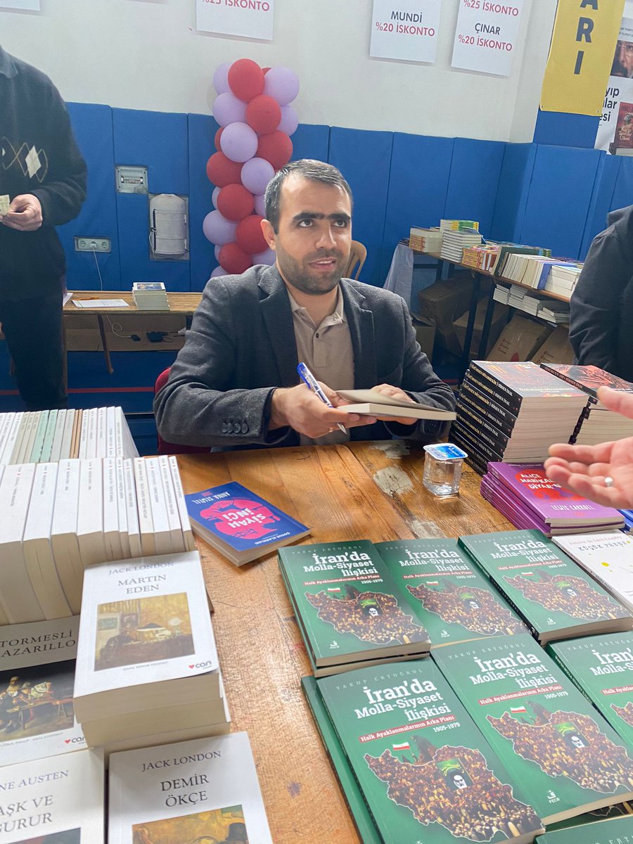 4️⃣.Çermik Kitap Fuarı kapsamında Eğitimci-Yazar Yakup Ertuğrul, imza etkinliği gerçekleştirdi.

@vahityilmaz4821 
<a href="/sehmuskmo/">Şehmus Karamehmetoğlu</a> 
<a href="/Murat4Kucukali/">Murat Küçükali</a> 
<a href="/muratbozdogan21/">Bozdoğan Murat</a> 
<a href="/Diyarbakirmem/">Diyarbakır İl Millî Eğitim Müdürlüğü</a> 
<a href="/yakupertugrul21/">Yakup ERTUĞRUL</a>
#ÇermikKitapFuarı📚