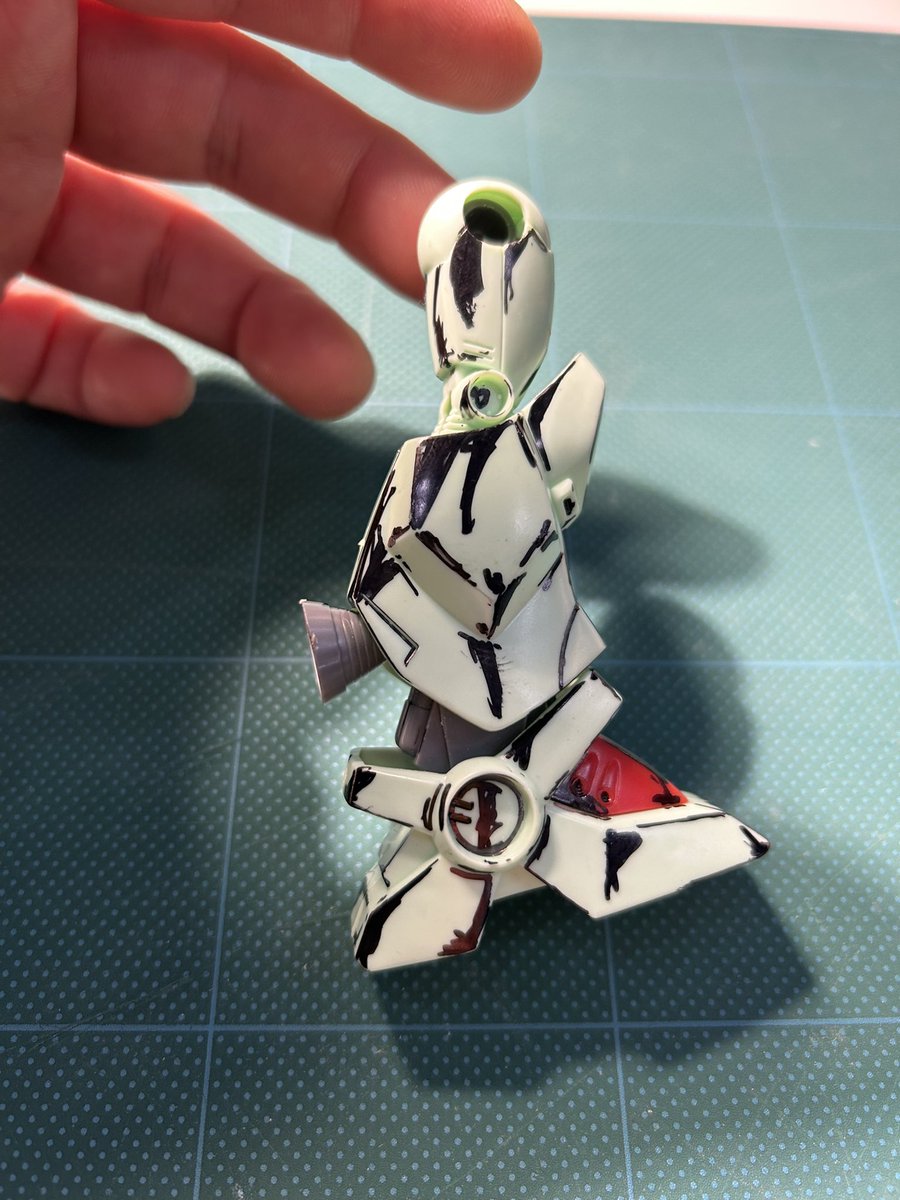 Nobakko1's tweet photo. 今日は新宿御苑にある #function1/144でアニメ塗りの講習を受けてきました✒️
初めての作業で全く分からずのぞみましたが美人のめぐみさんが丁寧に教えてくれてなんとかなった…ハズ😅
美味しいお酒も久しぶりに飲んで夢見心地〜🥃 https://t.co/Ju2qmM1R0d