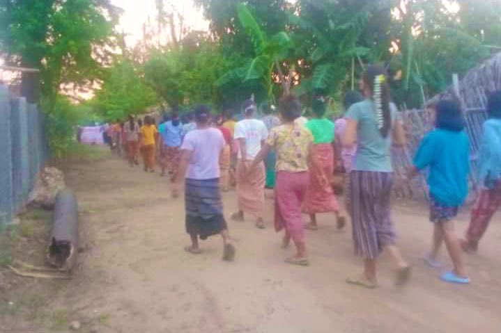 KYITHAR95368969's tweet photo. Shwe Yae Kyi’s protest movement led by residents from #Yinmarbin Twp, #Sagaing Region, staged a strike to demolish the #MilitaryDictatorship on May2.
                        
#2023May2Coup  
#LegalizationOfNUG     #WhatsHappeningInMyanmar https://t.co/8eks5Fu7Dx