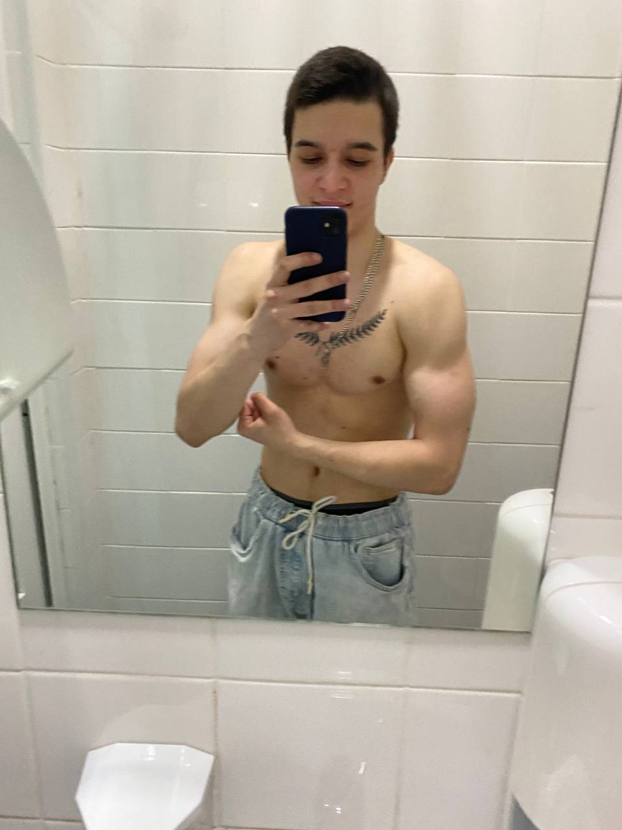 DaveGumbert's tweet photo. Better and better for each day🥵😈😍
i'm #online #cute #camboy #sexy #twink
@cbcams
@chaturbate_eu
@Chaturbate_Pro
@Chaturbate2016x
@logan98elite
@fittipaldi234x1
@OnlyTwinksPROMO
@_CherryModels
📷Come on GUYS📷https://t.co/WViPZzCGnu https://t.co/kpJXZe6NnR