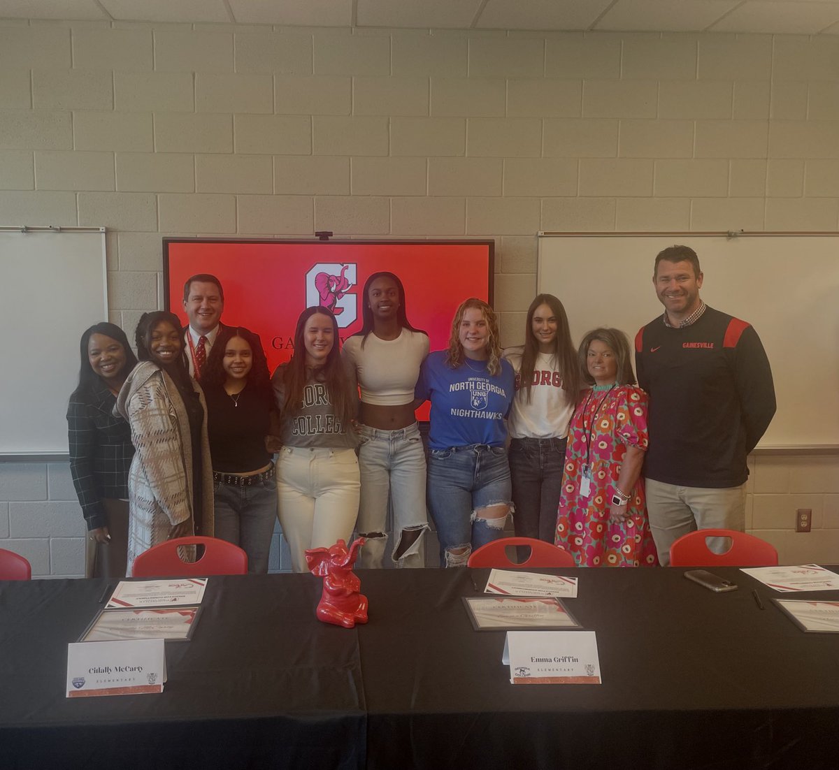 GHS_GAPrincipal's tweet photo. #FutureEducatorSigningDay @GCSS_GHS great to see these kids committing themselves to a cause greater than themselves- American Education @ONEGainesville @georgiadeptofed https://t.co/ZbBYUNpgJZ