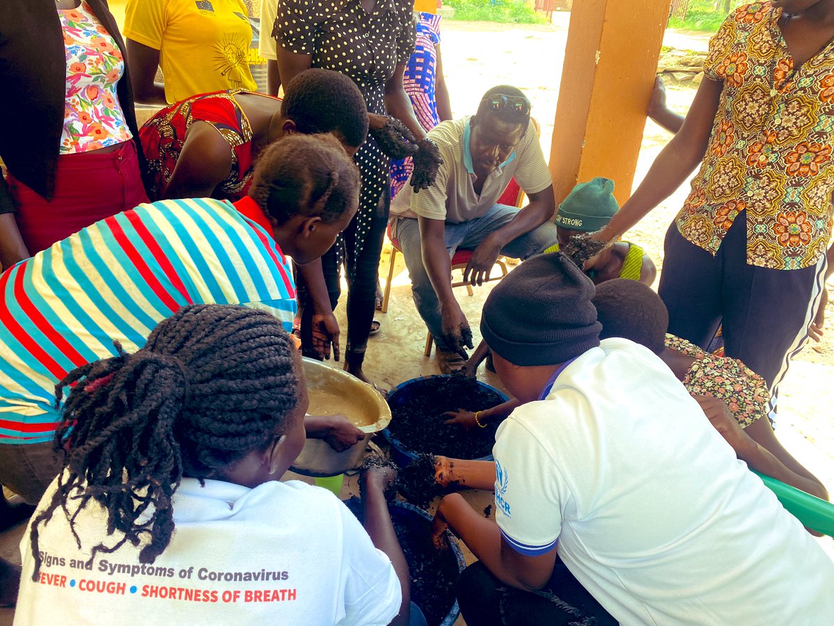 The Point is using readily available raw materials and waste to build a source of livelihood while protecting the environment and reducing vulnerabilities related to climate change. 

#YoungWomenEmpowerment
#ClimateJustice
#SPAII