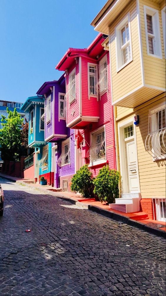 @mrtom101 @patriGiancotti 💦💦💦💦💦💦💦💦💦💦💦💦#EnjoyAlovelyDay #AlwaysThankYou #SendingGoodVaves #Retwitt #Follow #HappyTuesday @TugayHatayli  
#PlaceToGo #Travel 
#balat #Istanbul 🇹🇷#TheMostColorfulpart 
youtube.com/watch?v=RNHEku…
