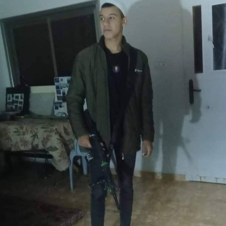 israelradioguy's tweet photo. @AyaIsleemEn Here's this mother's little angel. Where was she when he brought an assault rifle home? Where was she when he became involved in a terror group? Cheering him on. She raised him to be a martyr - boasted about it to Palestinian TV!!! She stole her baby's future. #NotaMother https://t.co/MCtKwsuCyV
