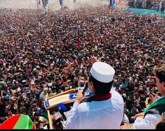 anfal_khaan's tweet photo. #دیر__ٹوپی_کا_عالمی_دن
#Dircap
#DirTraditionalCap
#دیروجئ_ٹوپئ
#02may
#ExploreDir https://t.co/wMTY80ONBD