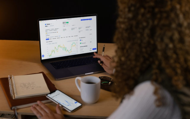 You’re not paranoid. If you’re in #FinancialServices, cybercriminals are out to get you. 
Discover simple steps to fight back. 👇 lnkd.in/gvZaQNhm