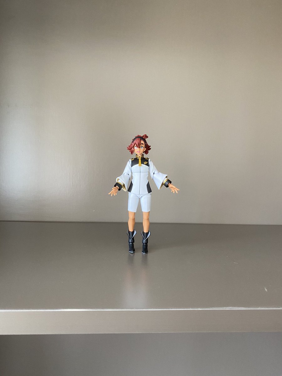 Keepmiss1's tweet photo. 新しいガラスケース！！

#gundam #gunpla #ガンダム #ガンプラ #水星の魔女 https://t.co/1k62dFjDm6