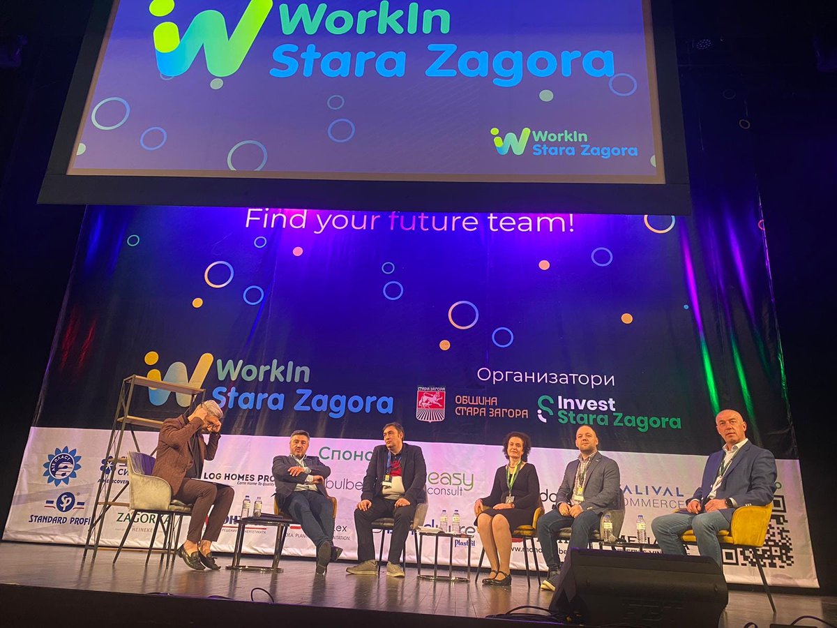 JobTigerRecruit's tweet image. Светлозар Петров/@zakrow, Управител на JobTiger, взе участие в кариерното събитие WorkIn Stara Zagora. В рамките му посетителите получиха полезни съвети за това как да подготвят документите си за кандидатстване, как да се представят добре на интервю и какво търсят работодателите.