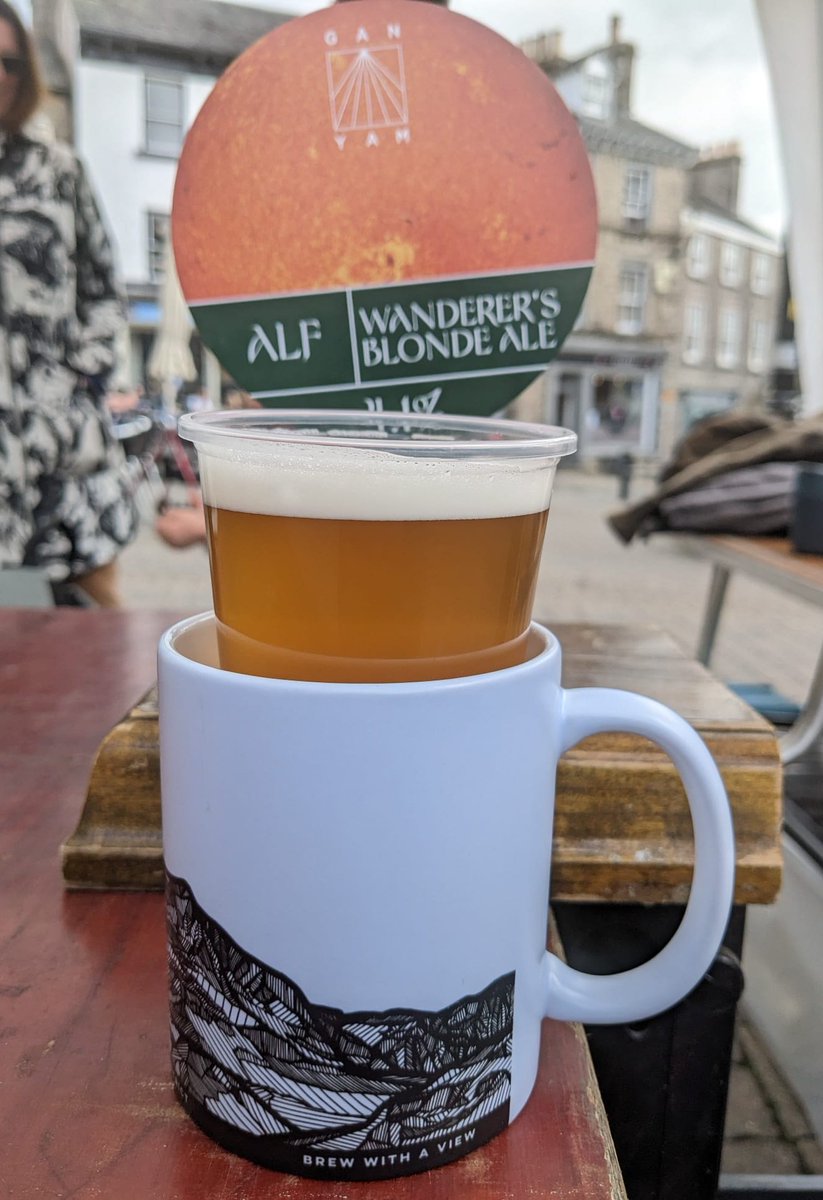 A delicious Gan Yam Brew with my View yesterday at Kendal Cycling Festival. Wanderer's Blonde Ale, 4.1%. Thanks guys, just the pick-me-up I needed. :) @ganyambrew #kendal #supportlocal #brewwithaview