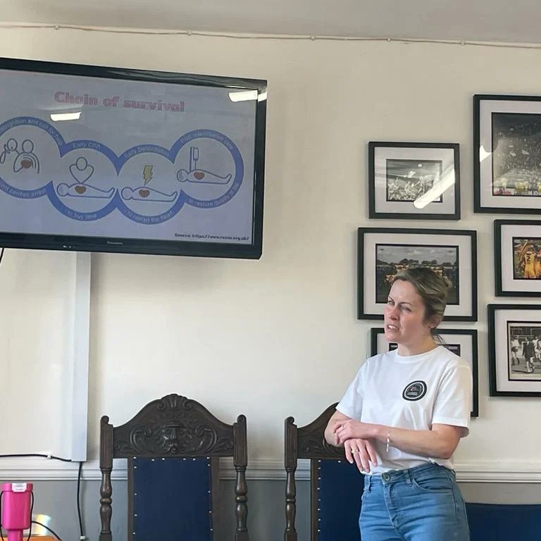 PaulAlanProject's tweet photo. Join us for #basiclifesaving training for just ยฃ1 in either our #Reading or #Sutton venues!
Find out more & book a space on our friendly & informative sessions to learn how to save a life, recognise the signs of a #cardiacarrest and use a #defibrillator
https://t.co/AlL5sZgJjK https://t.co/MBbN2pWUbc