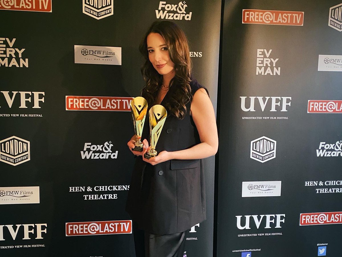 abbielucas's tweet image. Team Voices had a great weekend @UViewFF where we won Best Screenplay, the Si Spencer Award and received a Special Mention in the Best Director category and @kinoshortfilm where we were nominated for Best Performance in a Comedy and Best Score. A big congrats to the cast &amp;amp; crew!