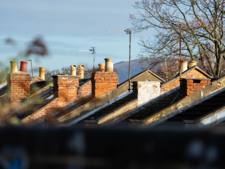 LRebuildingS's tweet photo. Research by the London School of Economics shows older people in England living in poor housing are more likely to experience early onset of long-term care needs. https://t.co/HM0eSdg9VO https://t.co/1DZpa2U8FQ