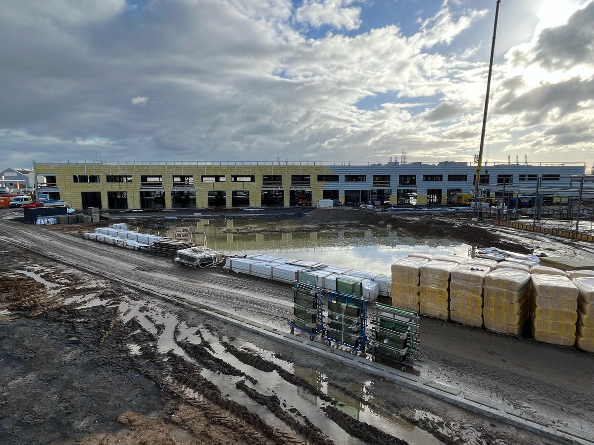 Proudreed tweet media