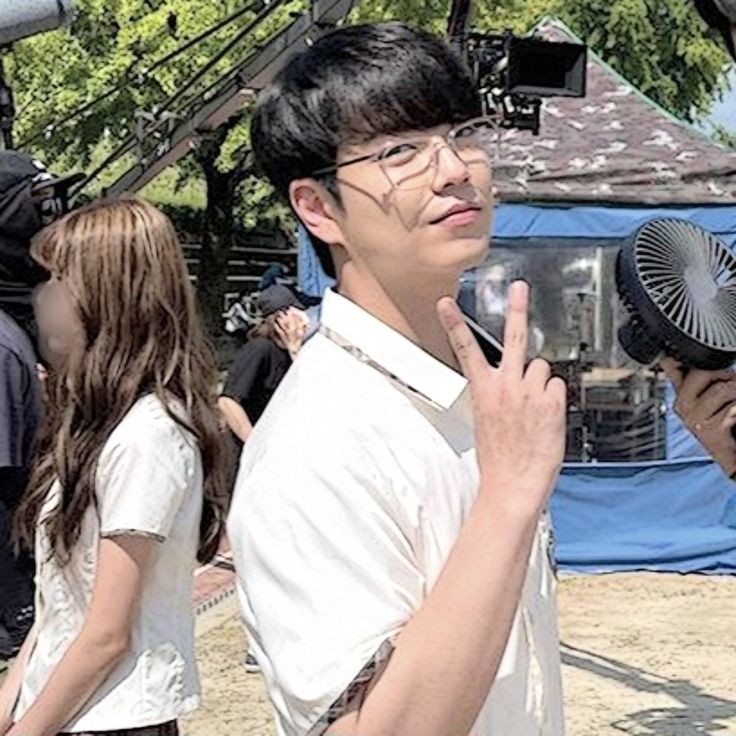 ── Childood friends,
Duty after school short tweet.