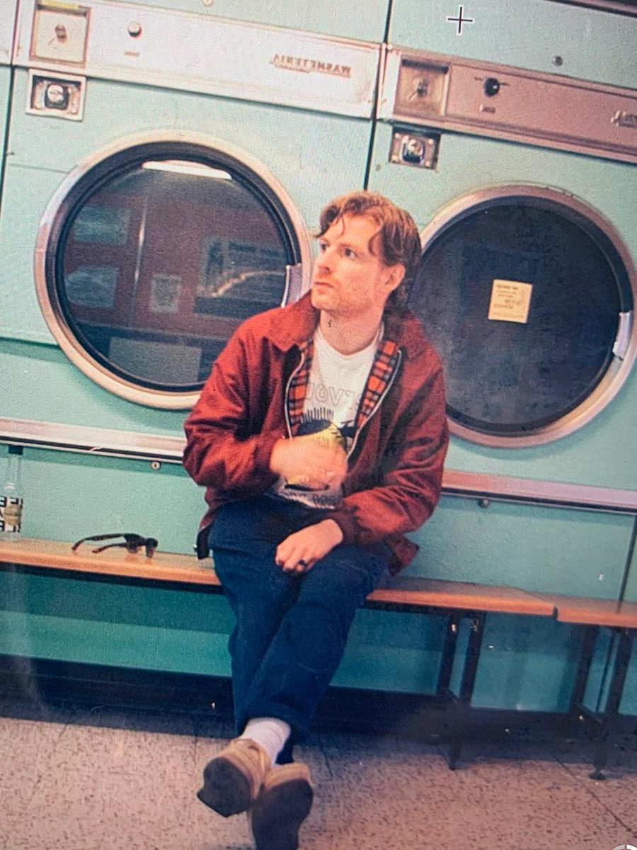 The New Cue (@thenewcue1) on Twitter photo Start the week with <a href="/thedjangos/">Django Django</a>! The band's creative dynamo Dave Maclean tells us about the band's mammoth new record, getting <a href="/SELFESTEEM___/">Self Esteem</a>, <a href="/JackPenate/">Jack Peñate</a>, <a href="/stealingsheep/">Stealing Sheep</a> and more on board and gives us some solid UFO intel. It's a freebie: thenewcue.substack.com/p/the-new-cue-… Start the week with <a href="/thedjangos/">Django Django</a>! The band's creative dynamo Dave Maclean tells us about the band's mammoth new record, getting <a href="/SELFESTEEM___/">Self Esteem</a>, <a href="/JackPenate/">Jack Peñate</a>, <a href="/stealingsheep/">Stealing Sheep</a> and more on board and gives us some solid UFO intel. It's a freebie: thenewcue.substack.com/p/the-new-cue-…