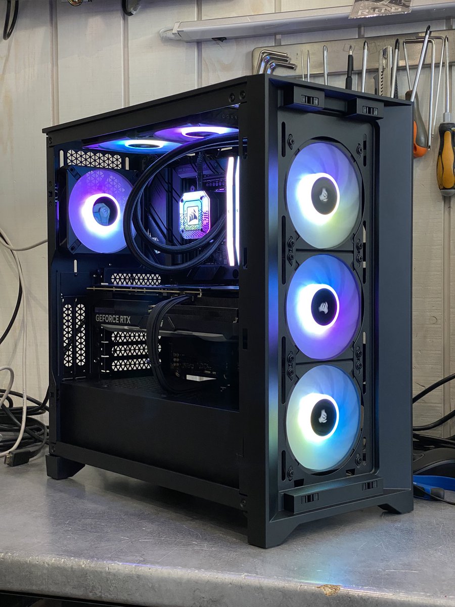 DvnXTR's tweet photo. #Corsair #CableContest https://t.co/7DrE1pkbGI