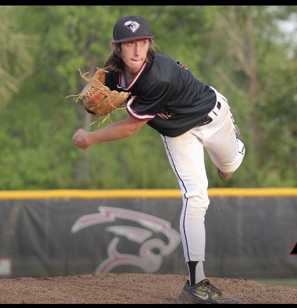 carolina_rays's tweet photo. Congrats to @BrysonButler11 on his commitment to continue his education and baseball development at Lenoir Community College!! Thank you for trusting @carolina_rays with your development!! Another one off the board!! @CoachCoxBSB https://t.co/Ht00jvUqXU