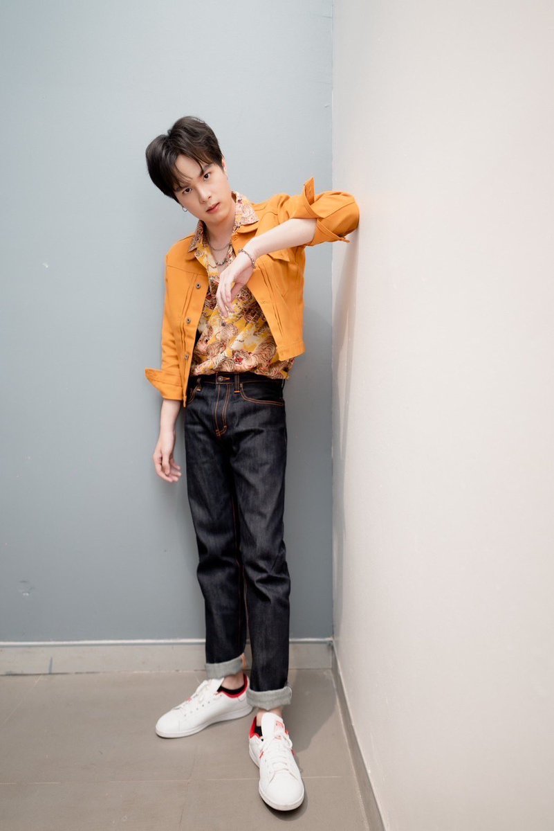 boat_typ's tweet photo. ❗️เก็บตกงาน Robinsonjeans ค้าบ งานนี้สนุกมาก! พี่บุ๊คหล่อมาก55555 
ขอบคุณพี่ทีมงานทุกคนเลยค้าบ พี่ๆทุกคนน่ารักมาก🫶🏻✨
#RobinsonJeansxBook https://t.co/8V6zfnXtOd