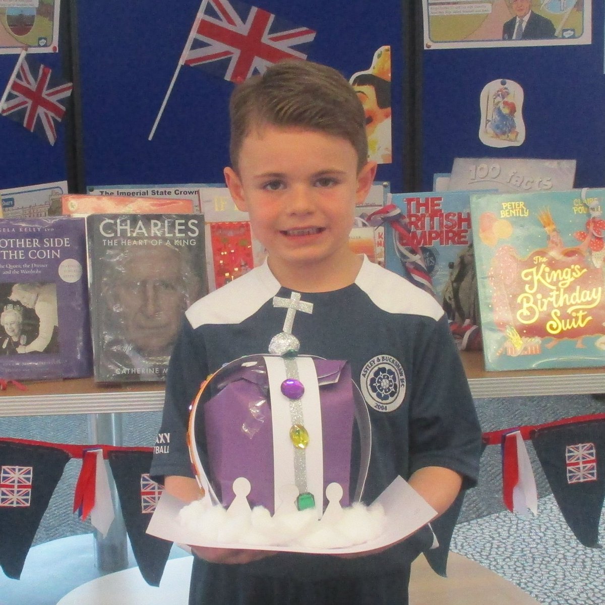 LancsLibraries's tweet image. We had a wonderful time creating our version of the Crown Jewels at #EuxtonLibrary!