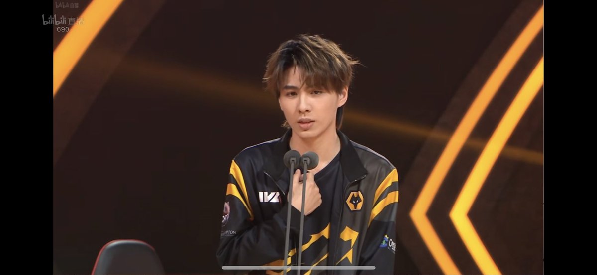 WolvesIDV_Intl's tweet photo. Congrats to #Wolves_487 for winning Identity V's Fifth Anniversary Most Popular Streamer Award! 🥳💓
Cheer up, 87!! 🥺😭
#Wolves_COAVI https://t.co/QQ35nUaTDd