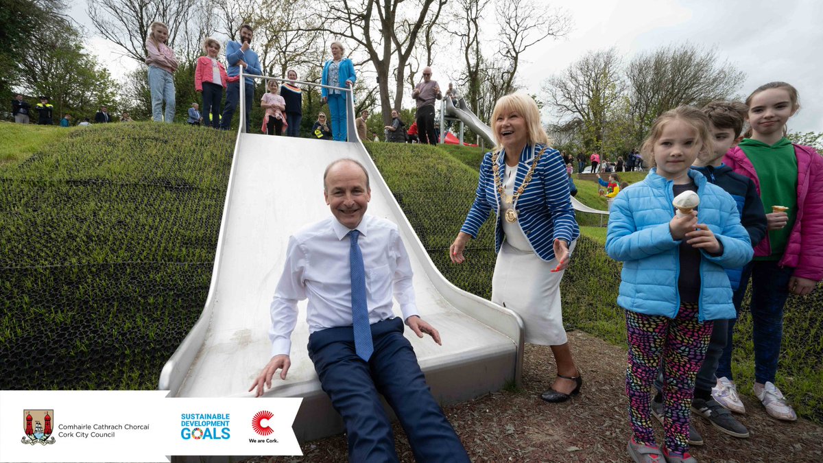🚴An Tánaiste Micheál Martin has officially opened Phase1 of the Cork City to Passage West Greenway!

🏞️Did you get a chance to enjoy the 3km greenway over the weekend? The greenway includes improved access ramps, 2,000 new trees, play features &amp; more!

👩‍💻corkcity.ie/!7C490K