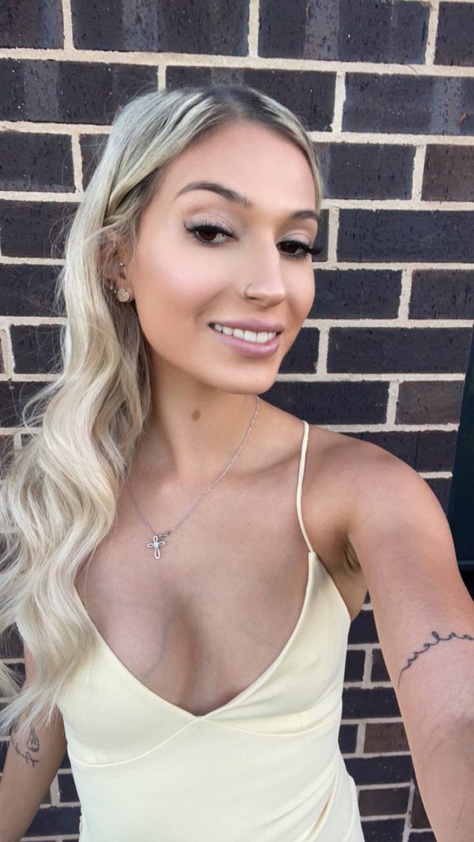 itsbabypixie's tweet photo. Would you cum all over my pretty &amp; innocent face? 💦 https://t.co/aObvhU8GEU