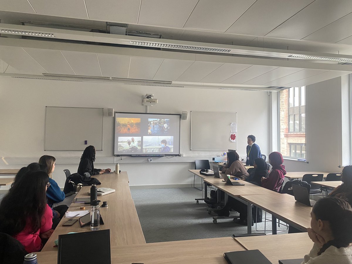 ChelseaAcad6th's tweet photo. Fabulous EPQ presentations this morning from our Year 13 EPQ group @chelseaacademy These students have shown brilliant dedication to their projects, and have chosen some really thought provoking and relevant topics. #flourish https://t.co/ResqZm3U6Y