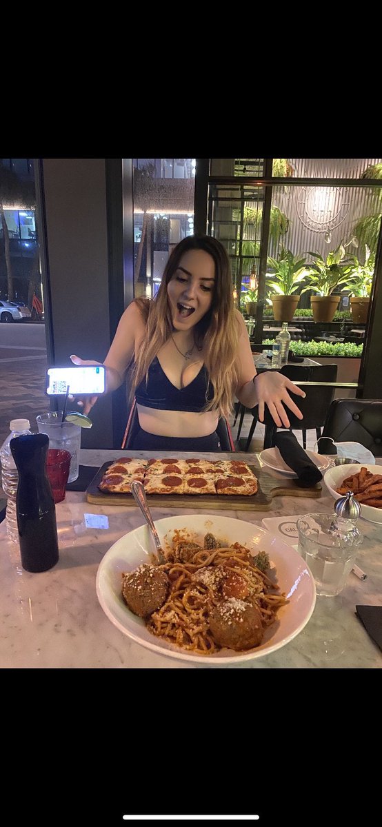 Spaghetti n meatballs  😋 🍜