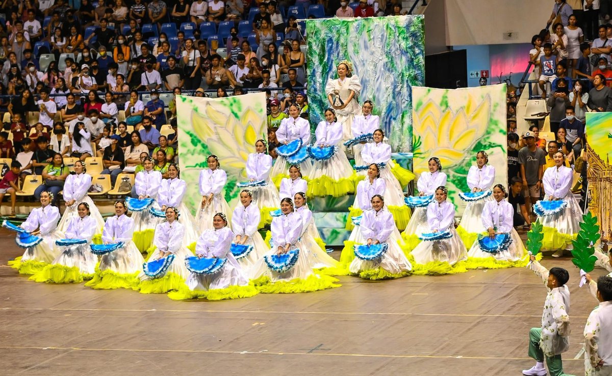 mchfdrgya_'s tweet photo. Loud &amp; proud to be part of this team, all the hardwork &amp; sleepless nights have been paid off. 2weeks prep but still tumindig ng may dangal at nailaban, congratulations URSAC! 🫶🏼

#MaytimeFestival2023
#AngatAbanteHigante
#3rdRunnerUp https://t.co/Ad6I7elx71