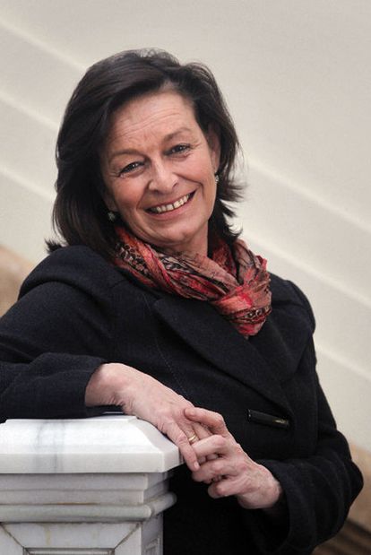 VOX_Villa's tweet photo. Acabamos de conocer la triste noticia del fallecimiento de Ruth Porta, nuestra Interventora Municipal. 
D.E.P. Ruth, siempre te recordaremos. 
Queremos mandar un cariñoso abrazo a su familia y amigos. 

La muerte no es el final. https://t.co/DvCWMQSWo5