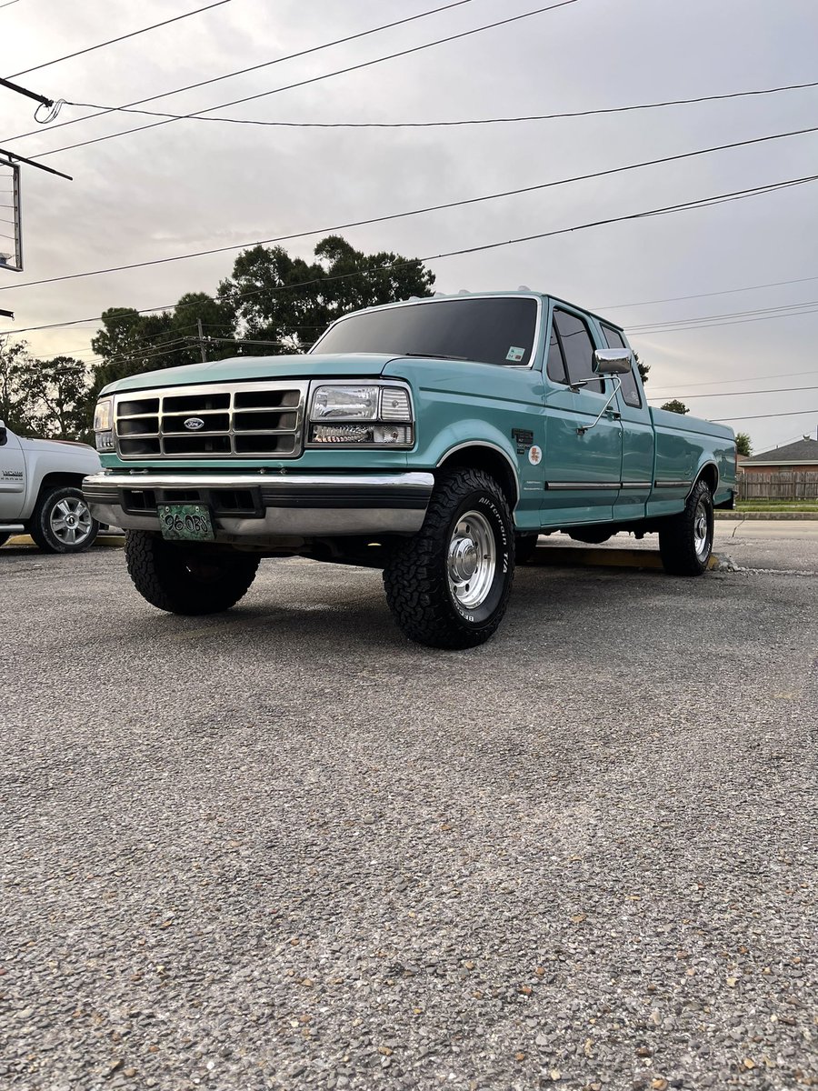 TylerTarantino5's tweet photo. @FordTrucks 96 7.3 Powerstroke baby! https://t.co/8Gt9UgWmuz