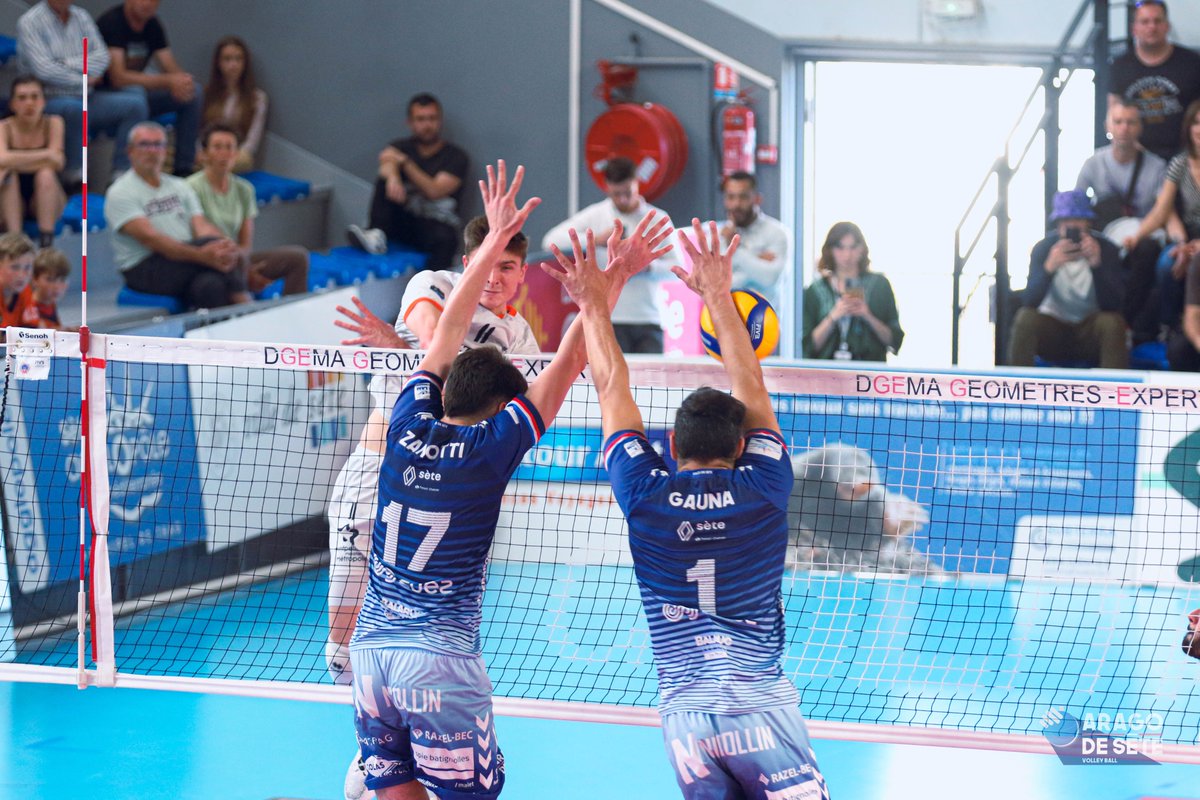 aragodesete's tweet photo. CHACO MVP 👑 Félicitations à notre central argentin, Maxi Gauna, pour son deuxième titre de meilleur joueur cette saison 🔥

• 81% de réussite à l’attaque (13 points)
• 3 aces
• 2 blocks

👏🏻👏🏻👏🏻 https://t.co/fsqogCf0aN