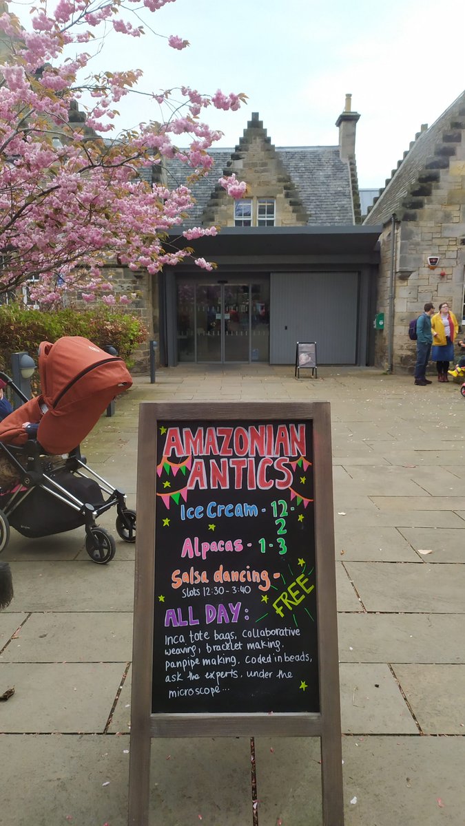 Lucrezia_Mi's tweet photo. Fun time at @MuseumsUniStA #mayday open event! More #Andean than #amazonian activities. There was even a " #khipu making" stand! Naturally, I geeked out and made a "2023" cord instead of using Morse code with beads and knots as suggested. The Inca way was easier!
#openmuseum https://t.co/j2IpETdPnw