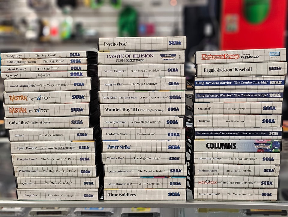 Dog_HouseGaming's tweet photo. Some @SEGA Master games just came in and are ready for their new home! #sega #SegaMaster #master #vintagevideogames #videogames #videogamecollection #DogHouseGaming #DHG #quakertown #gaming #retrogaming #oldschoolgaming #classicgaming #gaminglife #gamingcommunity #gamingsetup https://t.co/EdMqU0RaTE