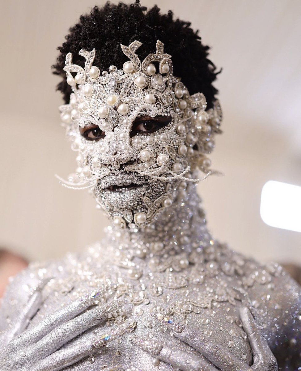 SonyMusicIre's tweet photo. MET Monday looks 🤩 @DojaCat @LilNasX @Labrinth @asvpxrocky  #MetGala2023  #metgala https://t.co/KcDP7uqJSo