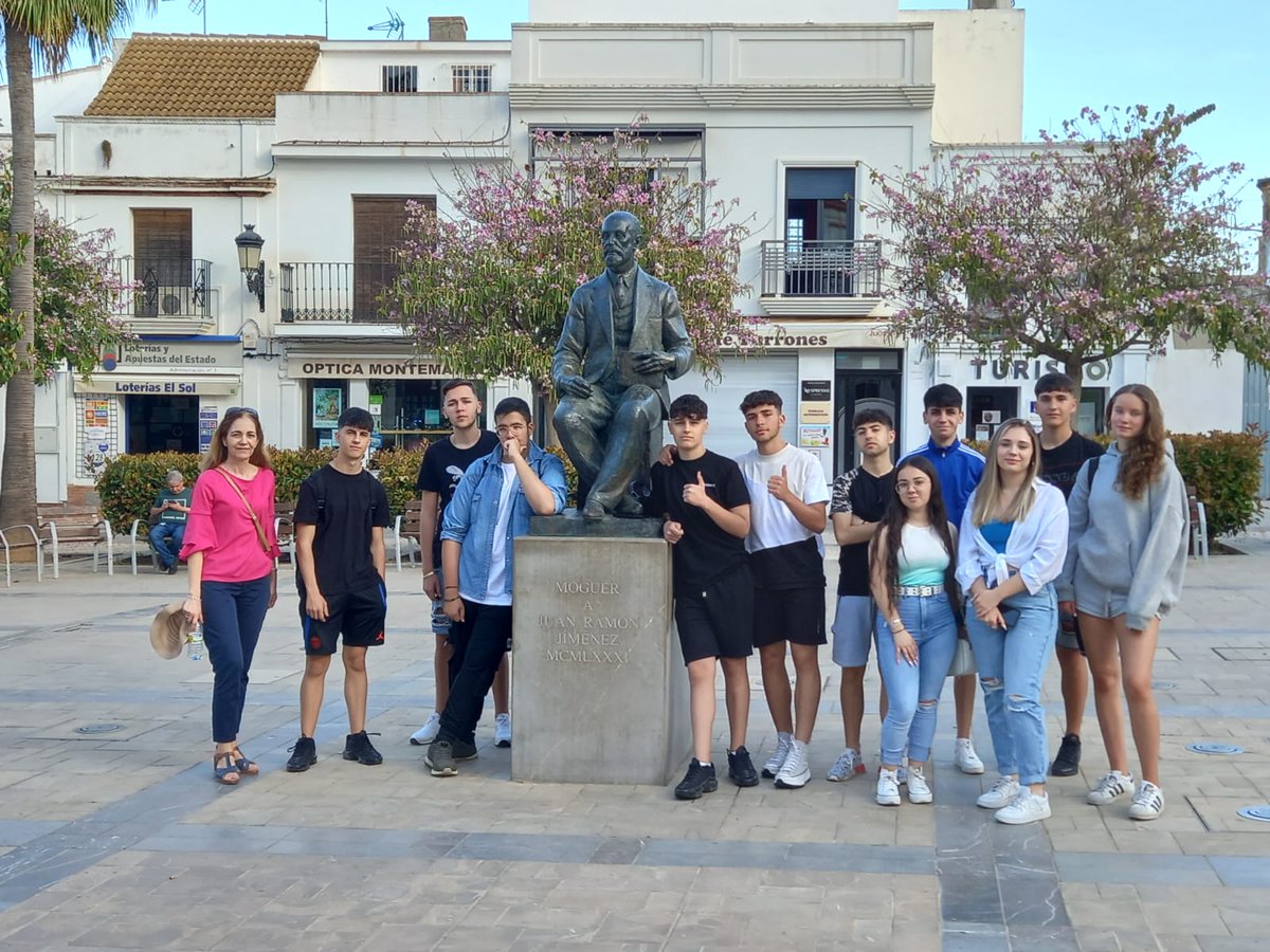 IES San Sebastián tweet media